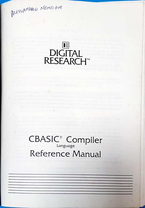 Manuale di 200 pagine CBASIC Compiler