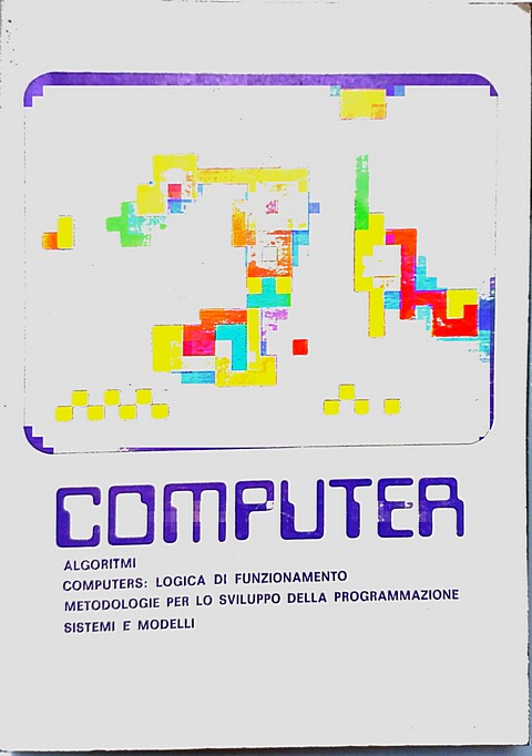 Libro di 286 pagine computer